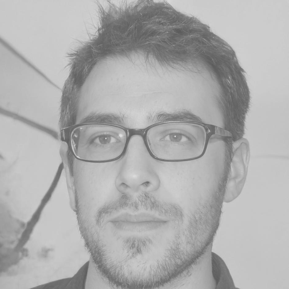 Professional headshot of lead mobile development instructor